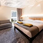 호텔 Ibis Center 3*