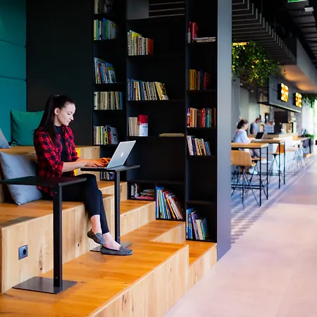 Ibis Center Ξενοδοχείο 3*