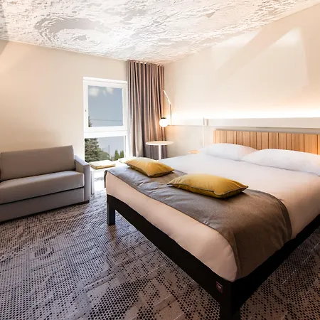 Ξενοδοχείο Ibis Center 3*
